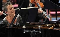 Maria João Pires, Solistin am Piano